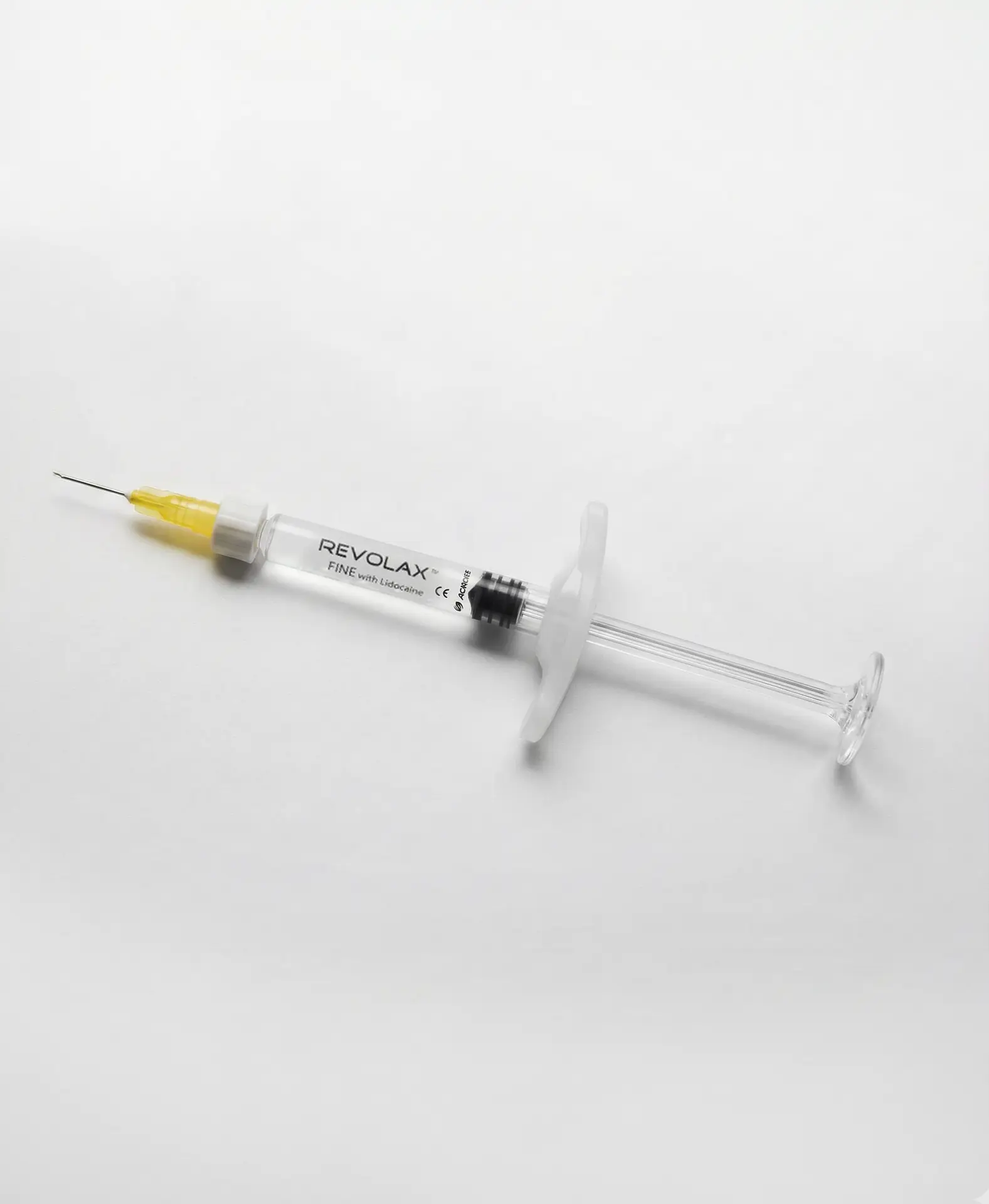 revolax fine filler syringe_.webp